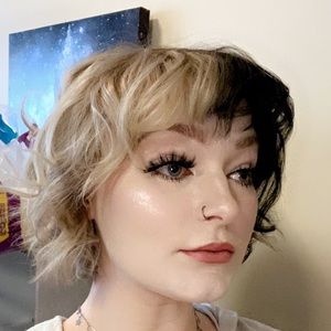 Meet your Posher, Anita